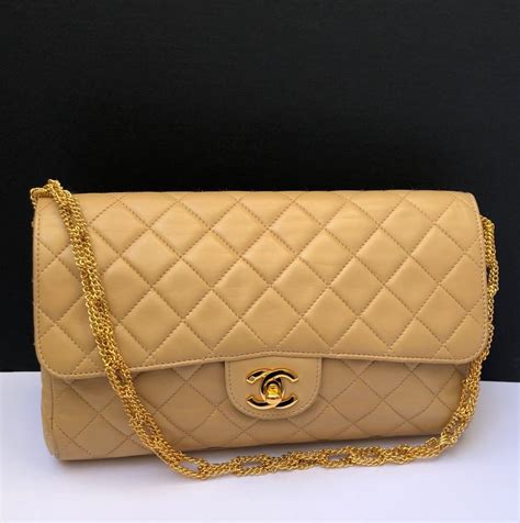 chanel timeless classic clutch bag|Chanel vintage clutch with chain.